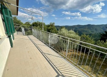 Independent house Via Nino Bixio, Carro - photo 26