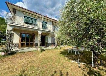 Independent house Via Nino Bixio, Carro - photo 27