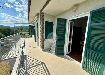 Independent house Via Nino Bixio, Carro - photo 28
