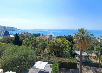 Trilocale Str. Privata Peiranze, Sanremo - foto 1