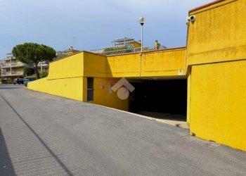 Box Via Amilcare Ponchielli, Loano - foto 9