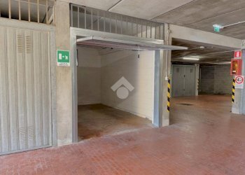 Box Via Amilcare Ponchielli, Loano - foto 10