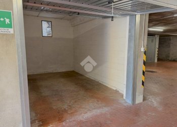 Box Via Amilcare Ponchielli, Loano - foto 16