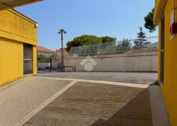 Box Via Amilcare Ponchielli, Loano - foto 28