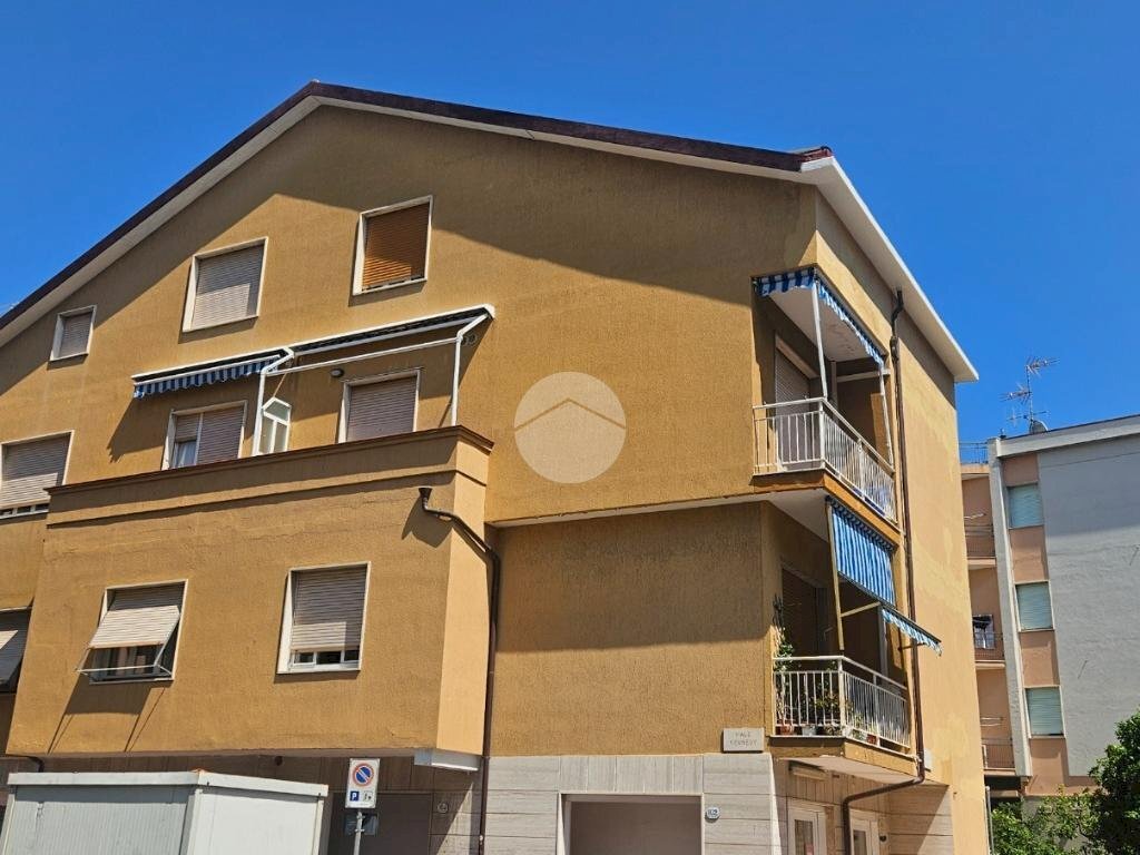 Three-room apartment Via Dei Garofani, Diano Marina - photo 2