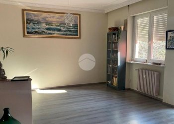 Four-room apartment Via Colombo, Piossasco - photo 1