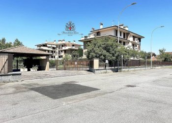 Trilocale Casarile - foto 2