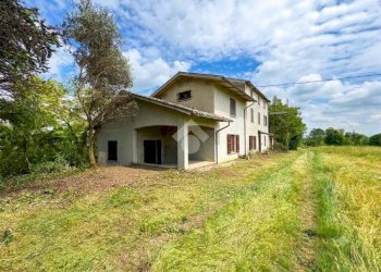Villa Via Carcarecchio, Traversetolo - foto 2