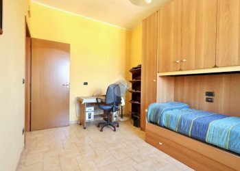 Three-room apartment Via Cassala, Reggio nell'Emilia - photo 14
