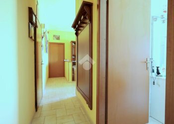 Three-room apartment Via Cassala, Reggio nell'Emilia - photo 15