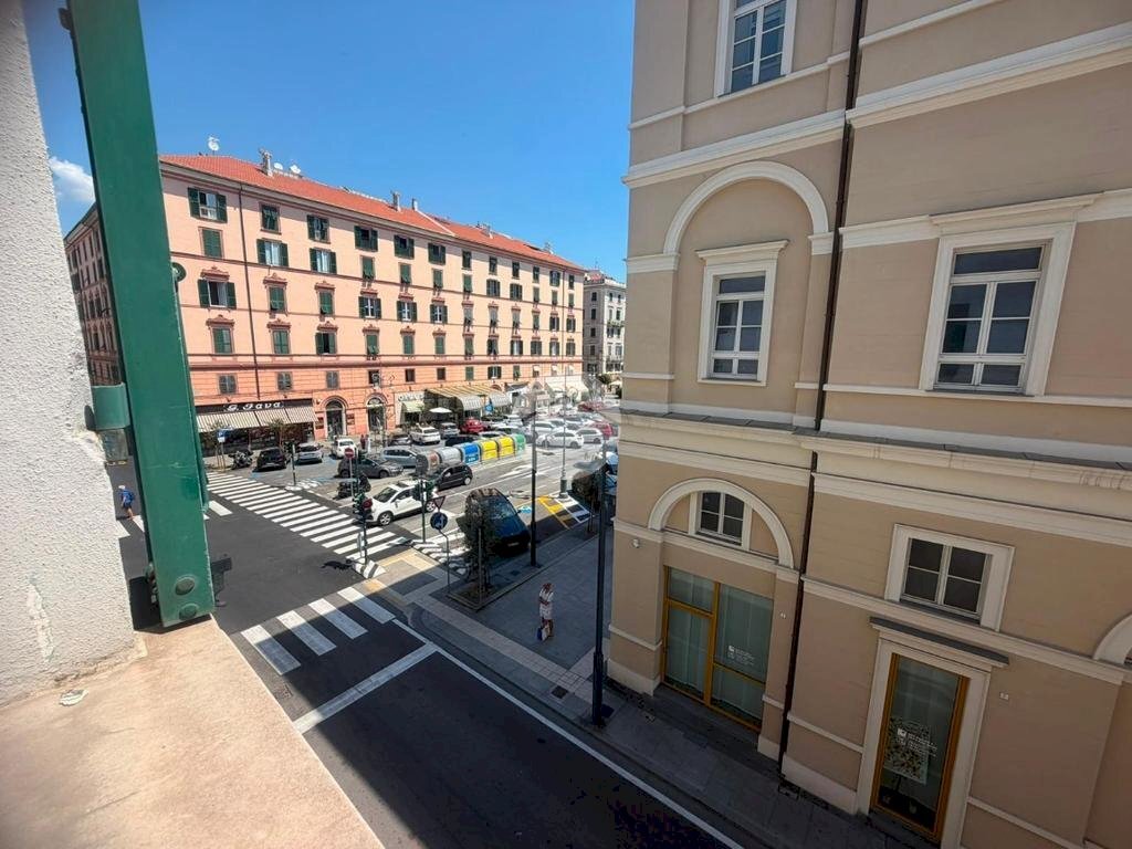 Appartamento Via Lorenzo Giacchero, Savona (zona Centro) - foto 2