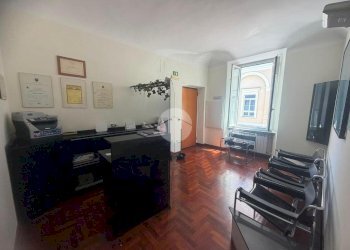 Appartamento Via Lorenzo Giacchero, Savona (zona Centro) - foto 4