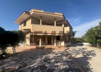 Casa all\'aperto - Casa semi indipendente Via Pescara
 
snc, San Vito dei Normanni - foto 1