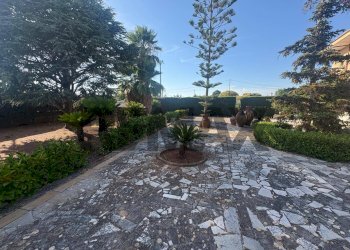 Terrazza - Casa semi indipendente Via Pescara
 
snc, San Vito dei Normanni - foto 3