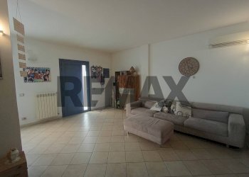 Soggiorno - Independent house Via Cesare Battisti
 
16, Torchiarolo - photo 6
