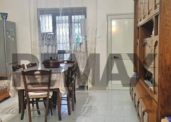 Sala da pranzo - Casa indipendente Via Venezia Giulia
 
61, San Pietro Vernotico - foto 10