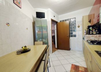 Cucina - Three-room apartment via Montrasi, Bollate - photo 14