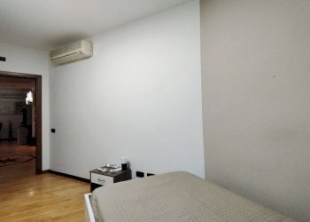 Camera da letto - Trilocale via Montrasi, Bollate - foto 23