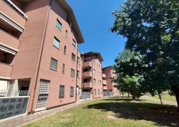 Facciata - Trilocale via Montrasi, Bollate - foto 34