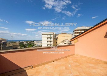 Terrazzo - Attic via Padre Giovanni Semeria, Genova (neighborhood San Martino) - photo 2