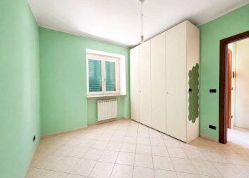 Camera da letto - Appartamento Frazione San Rocco, 136, Montaldo Roero - foto 9