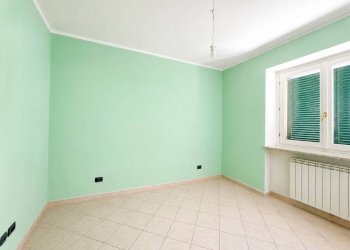 Camera da letto - Appartamento Frazione San Rocco, 136, Montaldo Roero - foto 10