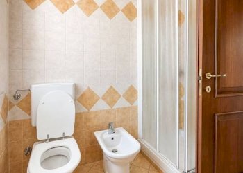 Bagno - Appartamento Frazione San Rocco, 136, Montaldo Roero - foto 12