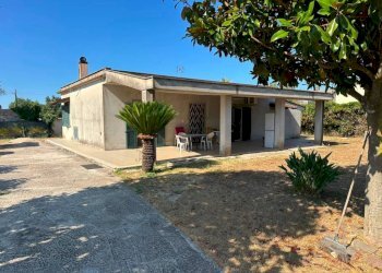 Giardino - Villa via Vulcano, 9, Aprilia - photo 8