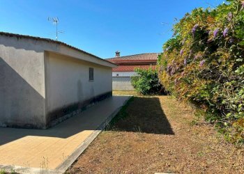Giardino - Villa via Vulcano, 9, Aprilia - photo 17