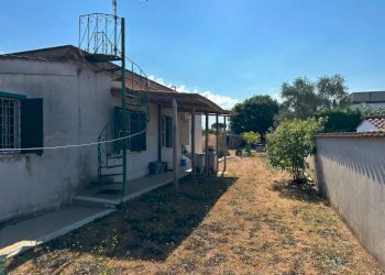 Giardino - Villa via Vulcano, 9, Aprilia - photo 34
