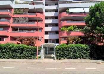 Facciata - Bilocale via Fratelli Cervi, 1, frazione Milano Due, Segrate - foto 16