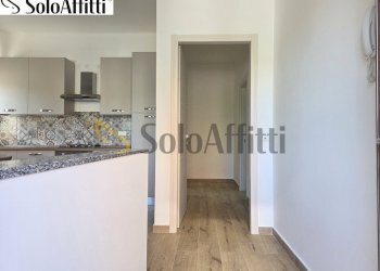 Ingresso su soggiorno - Three-room apartment Via Filippo Turati 33, Limbiate - photo 1
