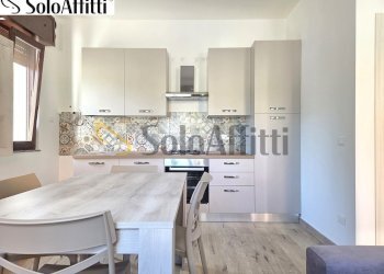 soggiorno con cucina a vista - Three-room apartment Via Filippo Turati 33, Limbiate - photo 4