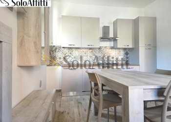 soggiorno con cucina a vista - Three-room apartment Via Filippo Turati 33, Limbiate - photo 5