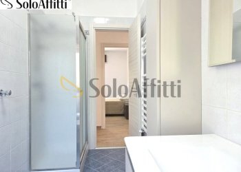 bagno con doccia - Three-room apartment Via Filippo Turati 33, Limbiate - photo 12
