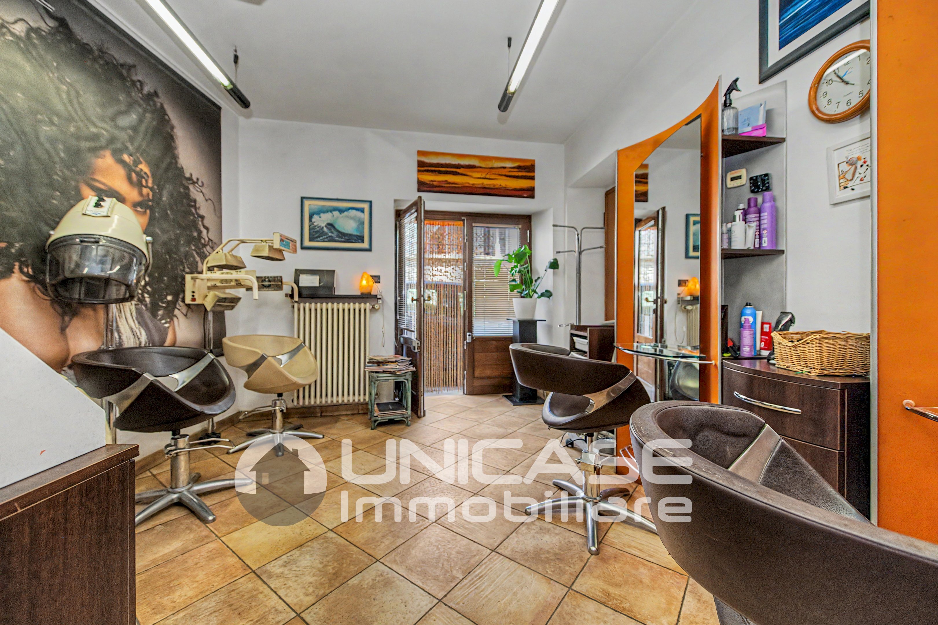 Negozio via Roma, 18, Bricherasio - foto 2
