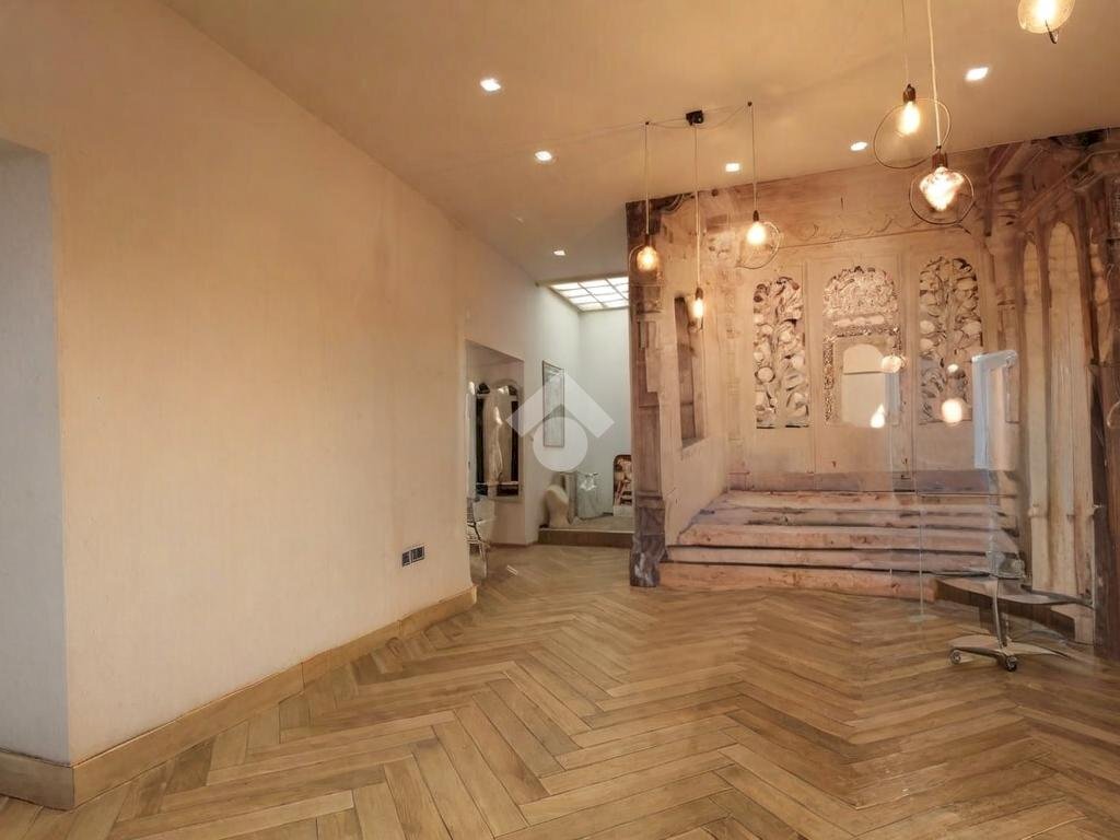 Shop Viale kennedy, Sasso Marconi - photo 2