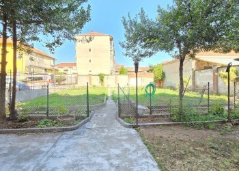 Three-room apartment Via san francesco d' assisi, Venaria Reale - photo 3
