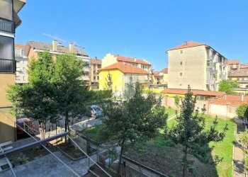 Three-room apartment Via san francesco d' assisi, Venaria Reale - photo 5