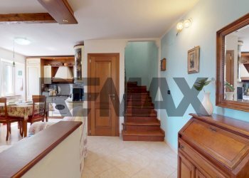 Semi-detached house Via Piane di Rosso, 22A 
 Piè di Rosso, Davagna - photo 9