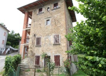 Four-room apartment Via Riana, Carpineti - photo 2