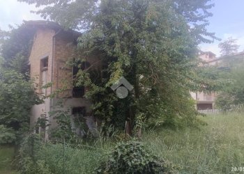 Four-room apartment Via Riana, Carpineti - photo 9