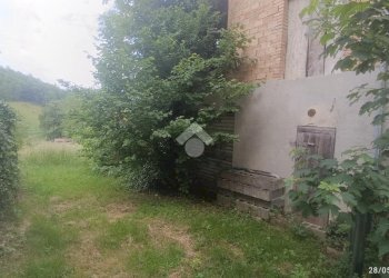 Four-room apartment Via Riana, Carpineti - photo 12