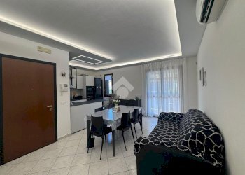 Three-room apartment Piazza Allende, Campegine - photo 5