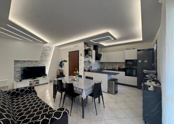 Three-room apartment Piazza Allende, Campegine - photo 6