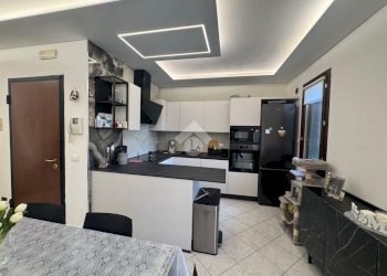 Three-room apartment Piazza Allende, Campegine - photo 7