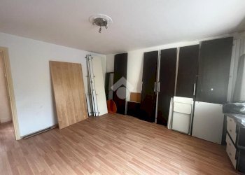 Two-room apartment Via Carle Costanzo, Barge - photo 2