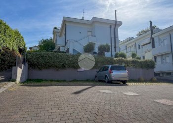 Parking space Via Roma, Misano Adriatico - photo 5