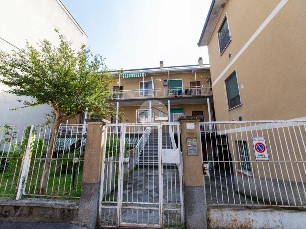 One-room apartment Via monte bianco, Rozzano - photo 1