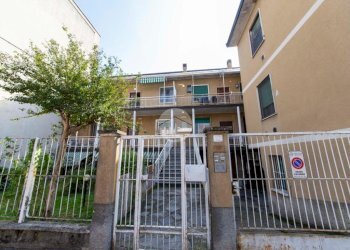 One-room apartment Via monte bianco, Rozzano - photo 1